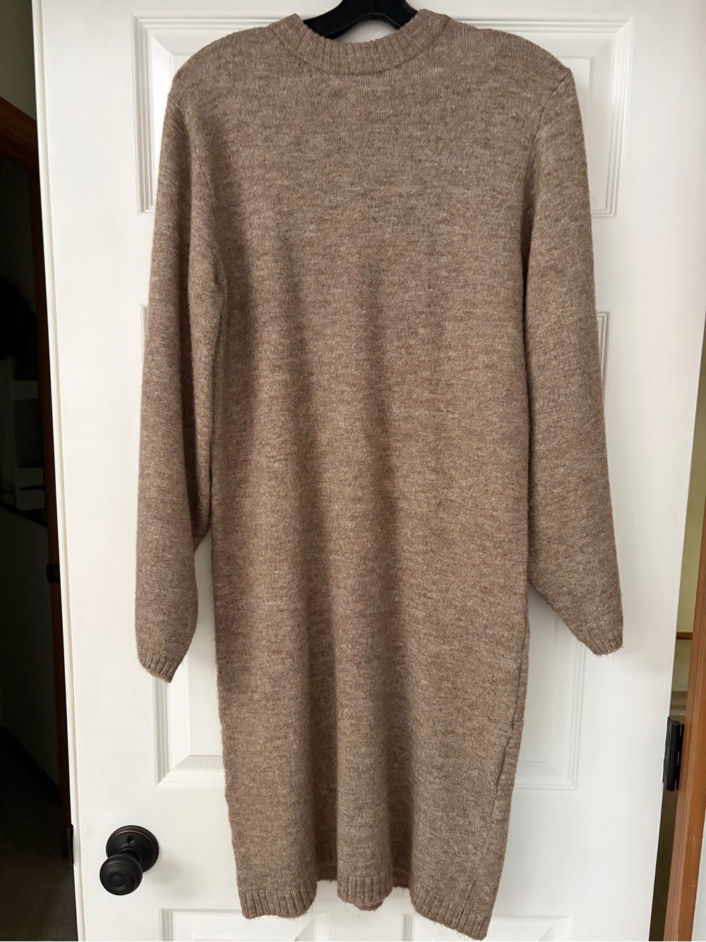 H & M Maternity Size M Neutral Tan Knit Long-Sleeve Sweater Dress